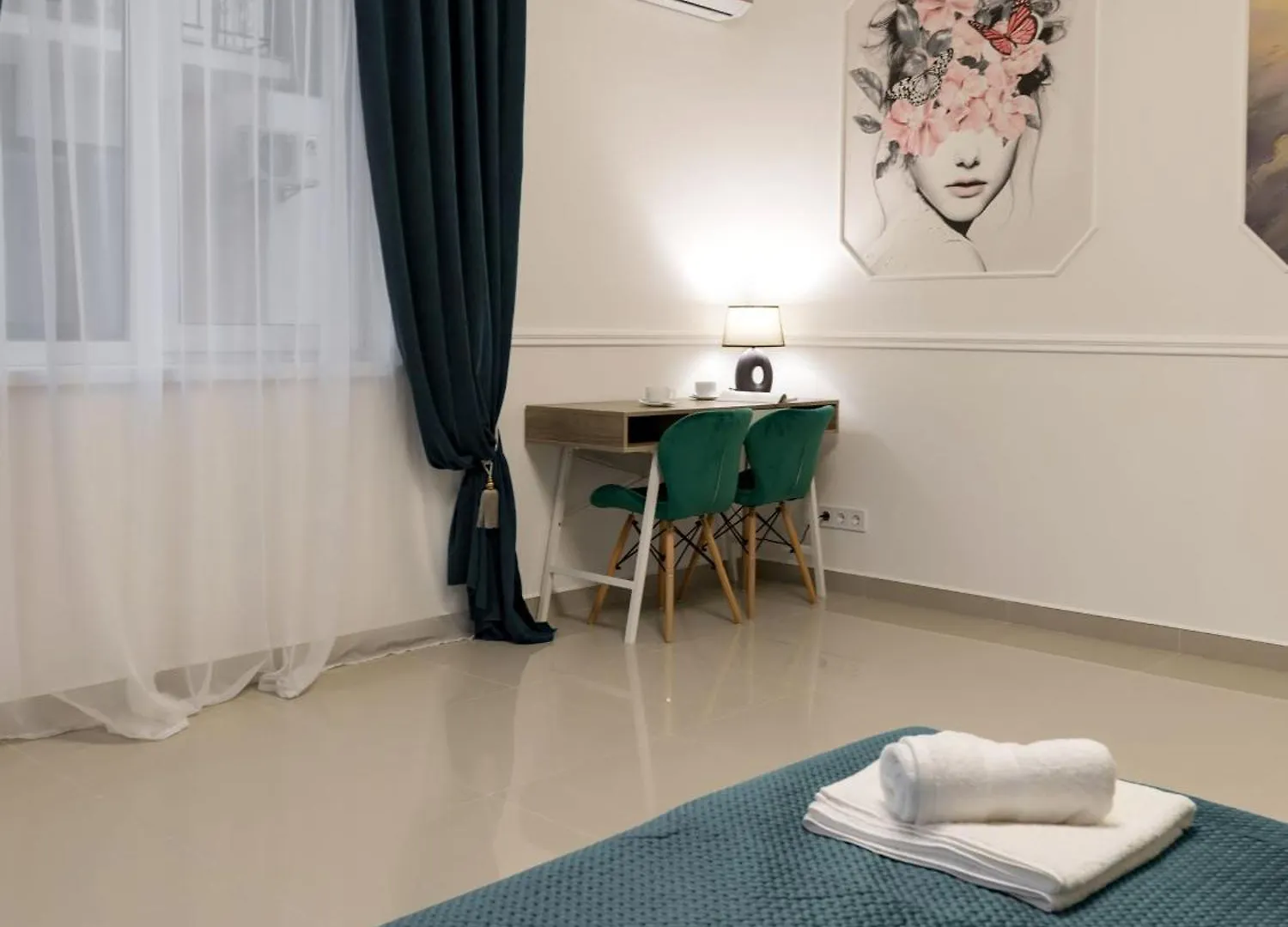 Sun Apartments Осокорки 키예프 우크라이나
