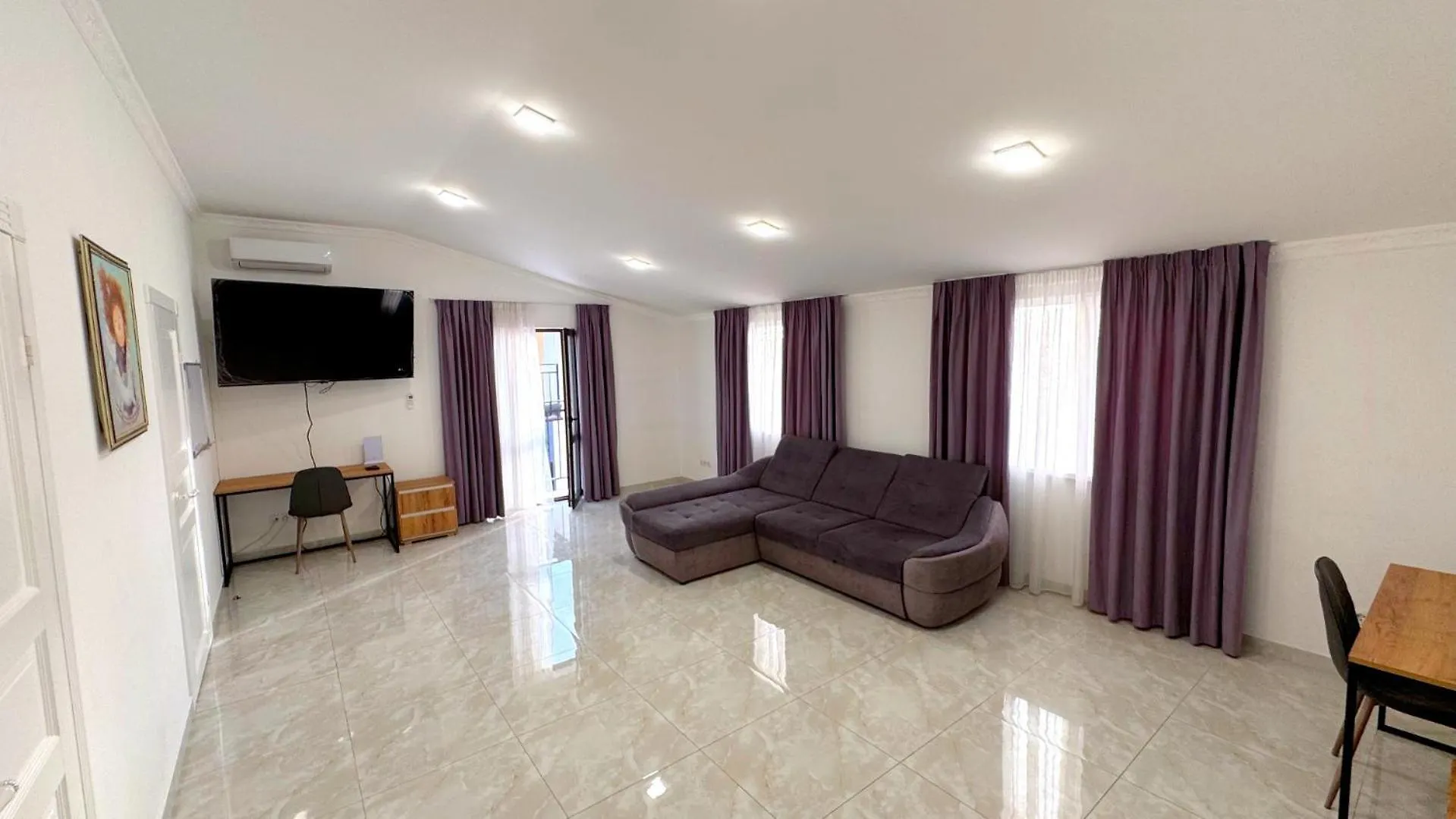 Sun Apartments Осокорки 키예프