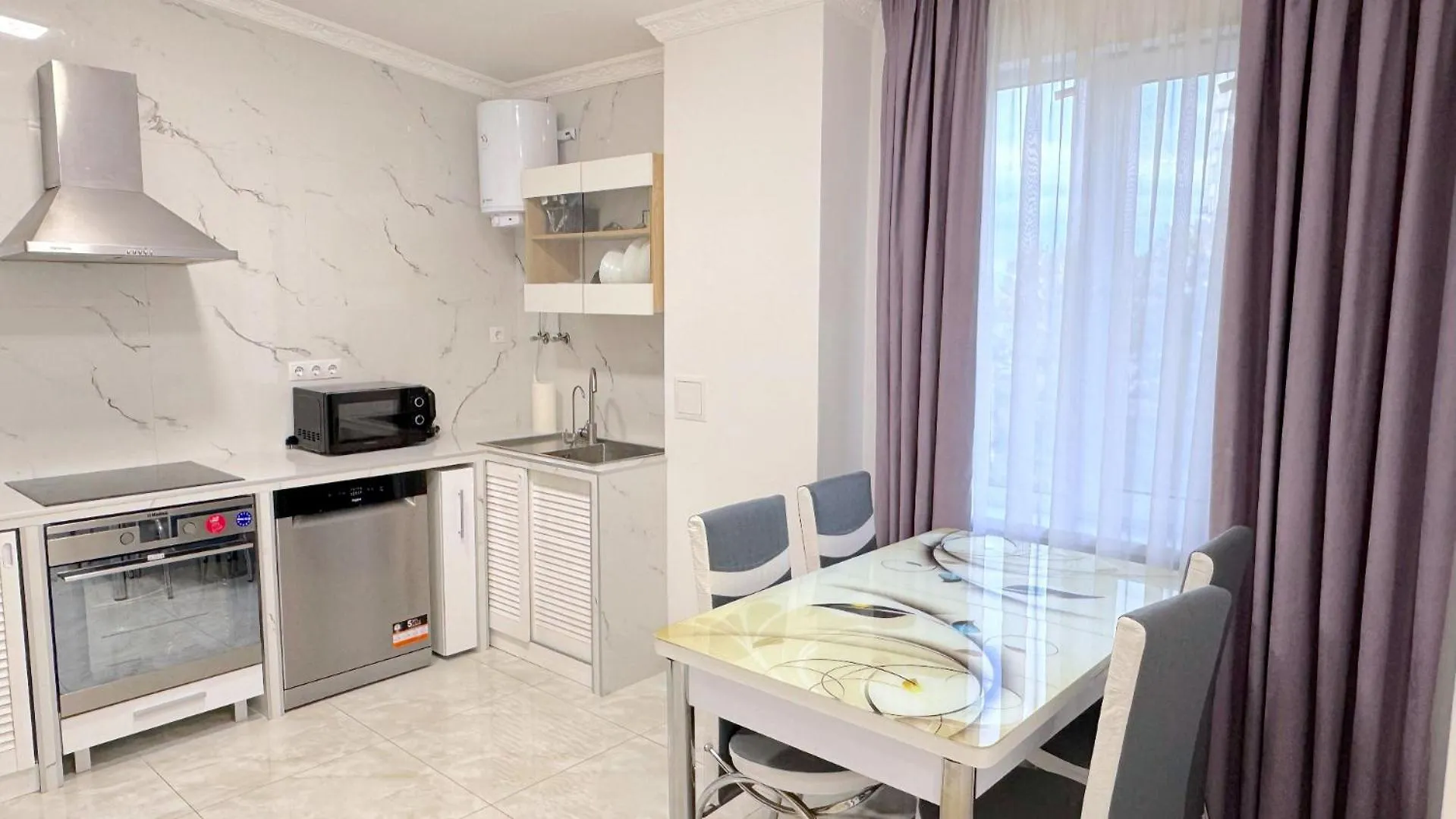 Sun Apartments Осокорки 키예프