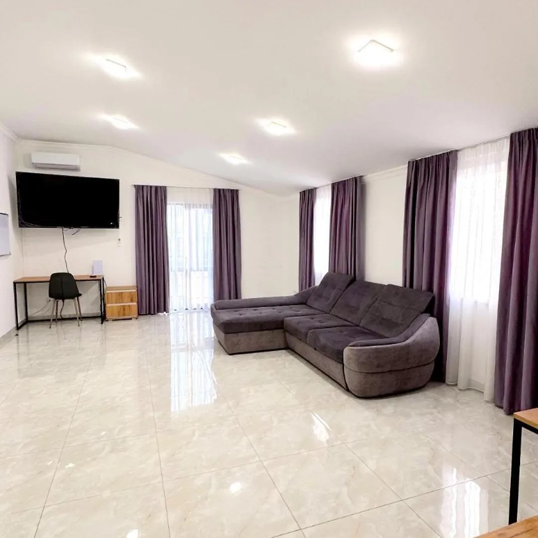 Sun Apartments Осокорки 키예프