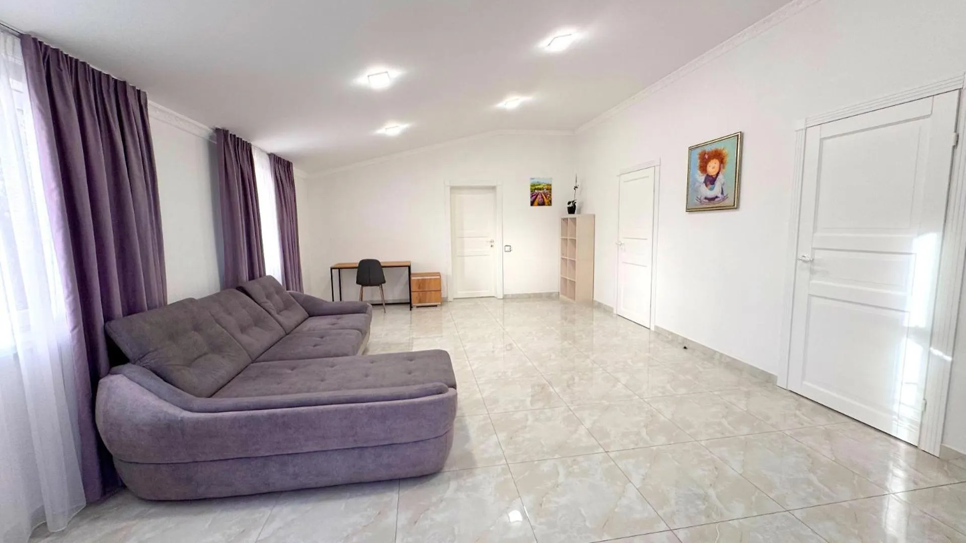 Sun Apartments Осокорки 키예프