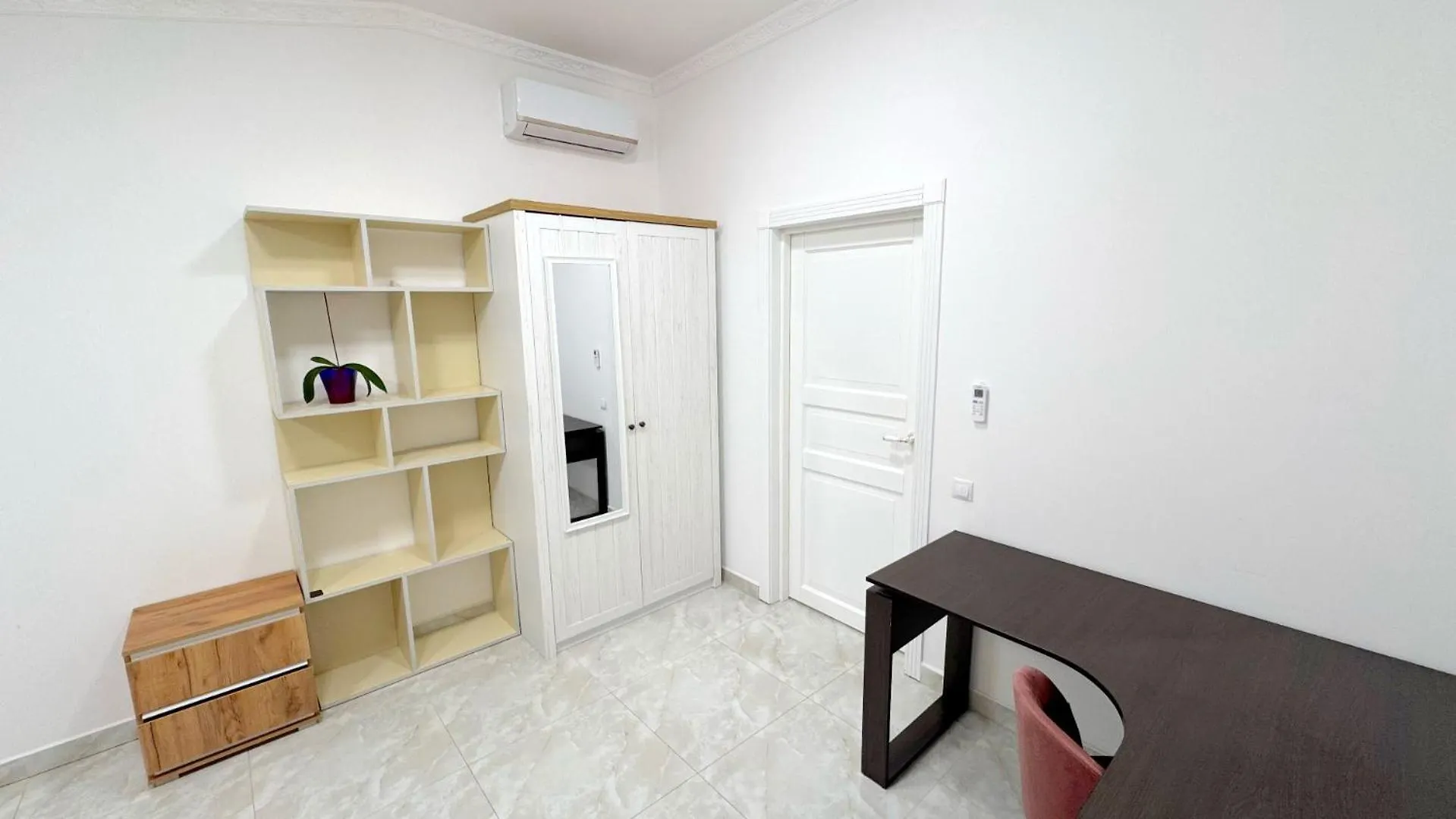 Sun Apartments Осокорки 키예프