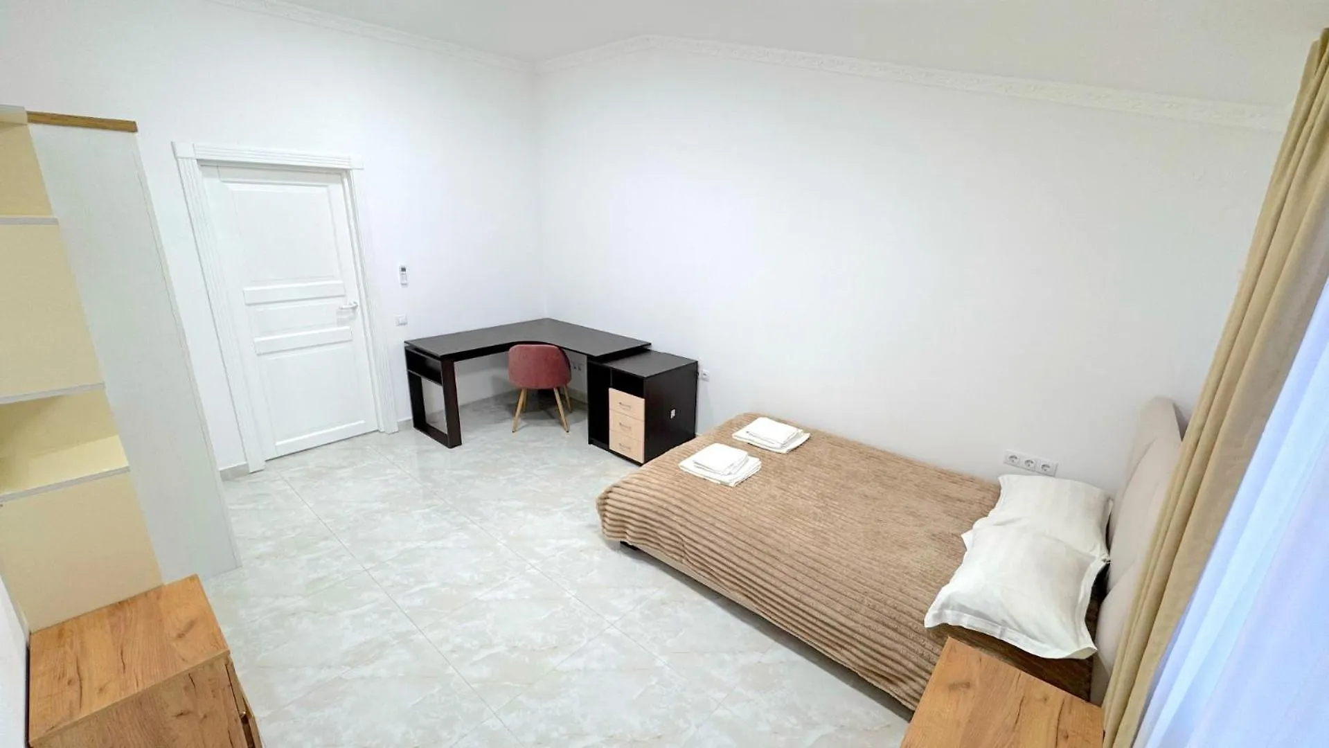 Sun Apartments Осокорки 키예프